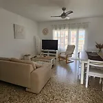Apartman La Goleta 1 *
